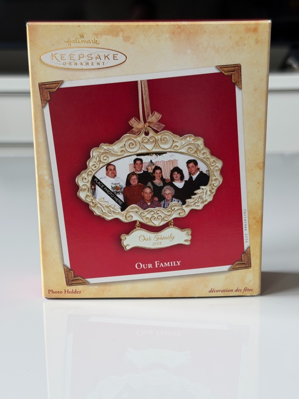 Hallmark Keepsake Ornament Photo Holder - Cream and Gold Frame